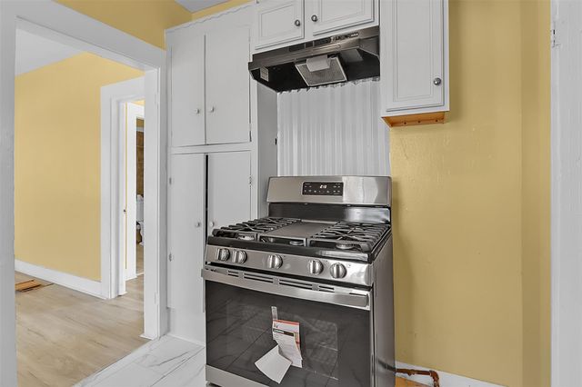 119 E Fayle Street, Baytown, TX 77520