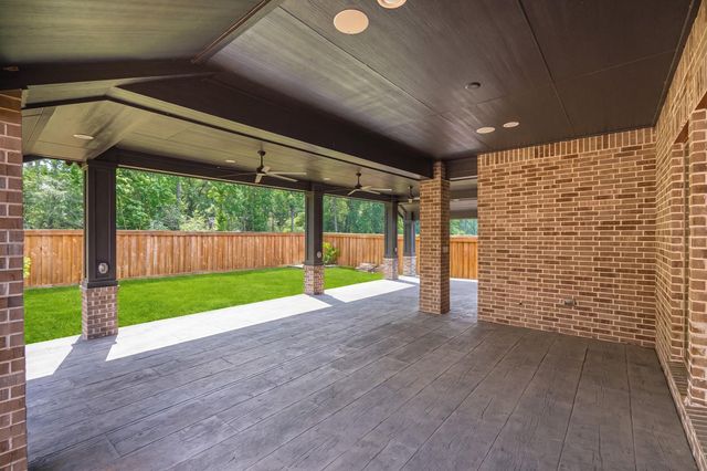 27119 Wilcox Crest Ln, Magnolia, TX 77354