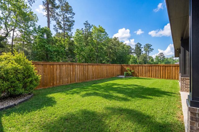 27119 Wilcox Crest Ln, Magnolia, TX 77354