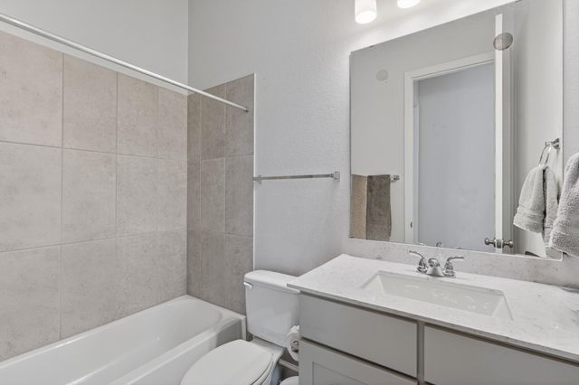 27119 Wilcox Crest Ln, Magnolia, TX 77354