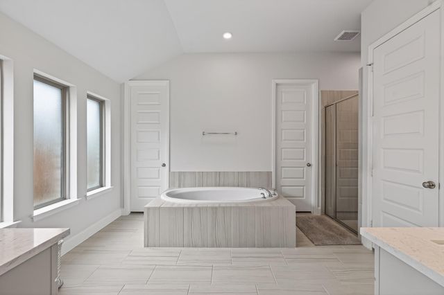 27119 Wilcox Crest Ln, Magnolia, TX 77354