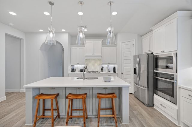 27119 Wilcox Crest Ln, Magnolia, TX 77354