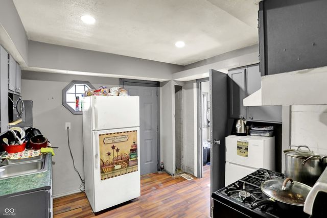 215 S Warman Avenue, Indianapolis, IN 46222