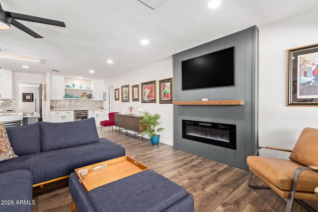 13050 W WESTGATE Drive, Sun City West, AZ 85375