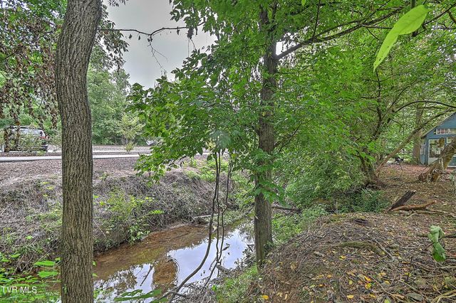305 West Main Street, Jonesborough, TN 37659