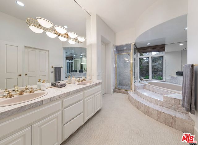 284 Gould Lane, Santa Barbara, CA 93108