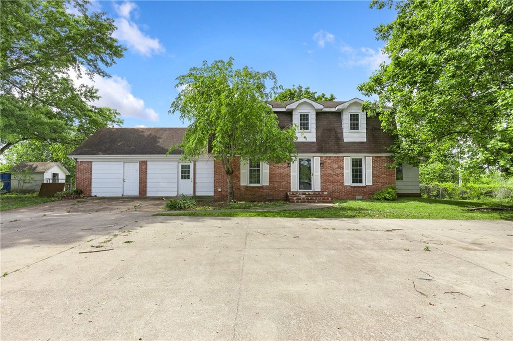 200 Loftin, Harrison, AR 72601