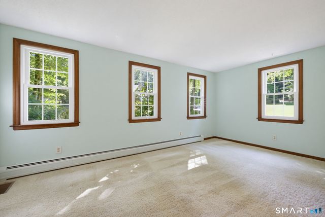 11 Round Hill Road, Granby, CT 06035