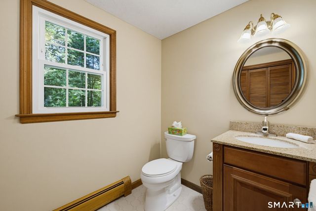 11 Round Hill Road, Granby, CT 06035