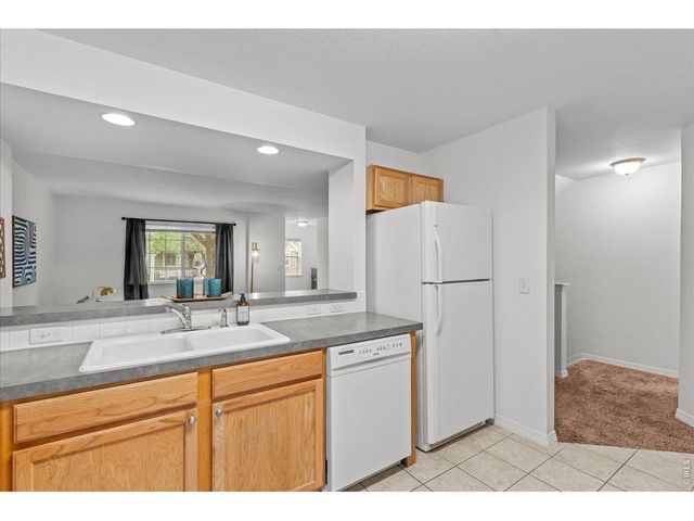 1014 Andrews Peak Dr B105, Fort Collins, CO 80521