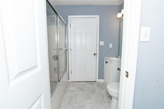 1025 Hunters Oak Trail, Sugar Hill, GA 30518