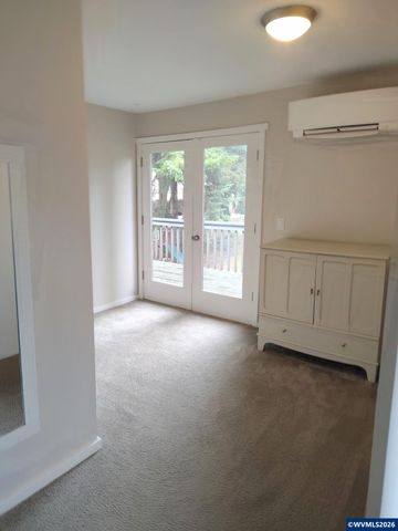 641 Dietz Av NE, Keizer, OR 97303