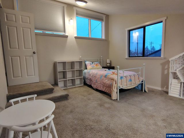 641 Dietz Av NE, Keizer, OR 97303