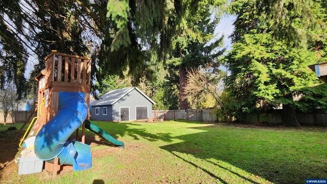 641 Dietz Av NE, Keizer, OR 97303