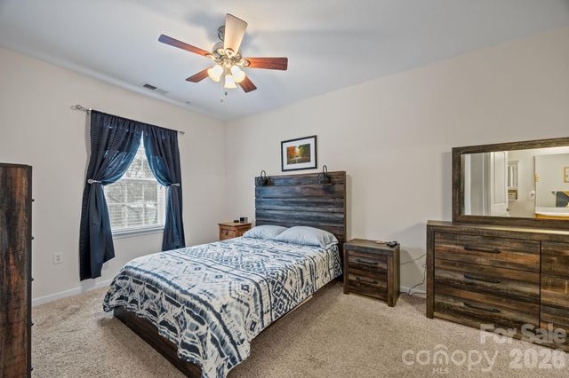 713 Appeldoorn Circle, Asheville, NC 28803