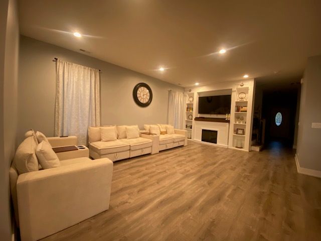 10030 Moody Avenue, Oak Lawn, IL 60453