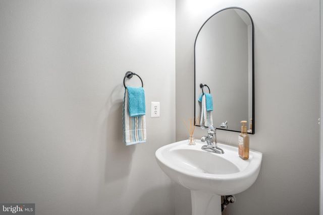 22741 SETTLERS TRAIL, Brambleton, VA 20148