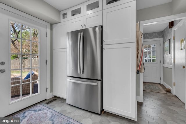 1721 URBY DR, Crofton, MD 21114