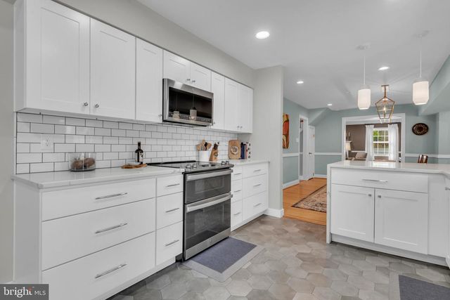 1721 URBY DR, Crofton, MD 21114