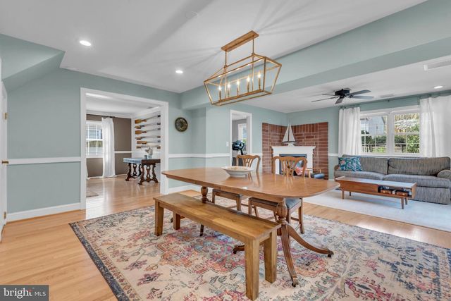 1721 URBY DR, Crofton, MD 21114