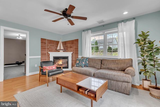1721 URBY DR, Crofton, MD 21114