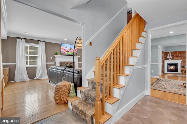 1721 URBY DR, Crofton, MD 21114