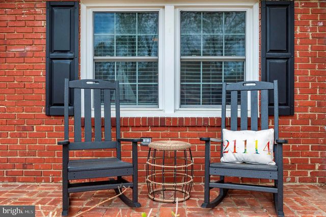 1721 URBY DR, Crofton, MD 21114
