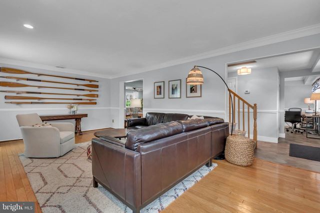1721 URBY DR, Crofton, MD 21114