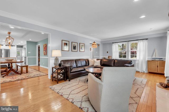1721 URBY DR, Crofton, MD 21114