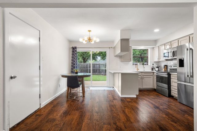 528 Addison Street, Lake Dallas, TX 75065