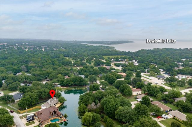 528 Addison Street, Lake Dallas, TX 75065