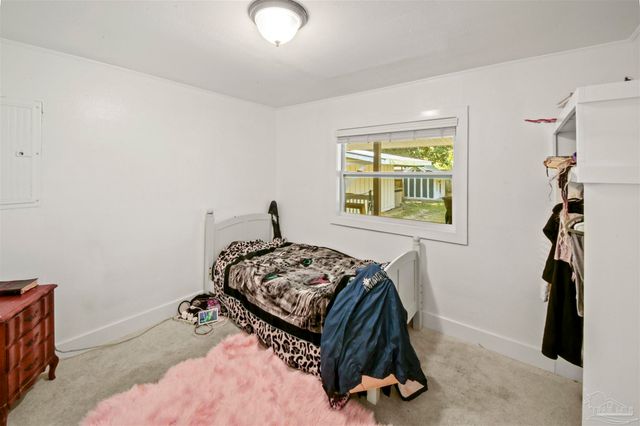 7621 Faith Dr, Pensacola, FL 32534