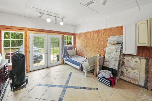 7621 Faith Dr, Pensacola, FL 32534