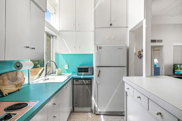 331 Sandpiper Street, Palm Desert, CA 92260