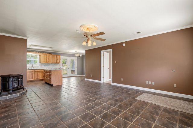 141 Seaburn Lane, Hot Springs, AR 71901