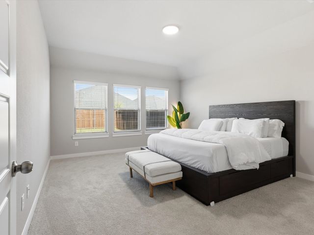 530 Chambers Way Drive, Red Oak, TX 75154