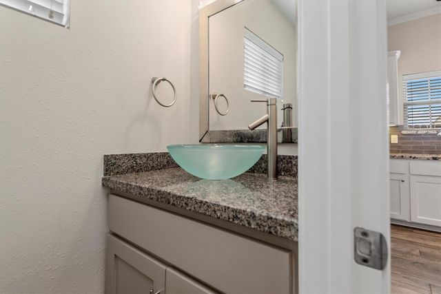 7036 W 43rd Street, Houston, TX 77092