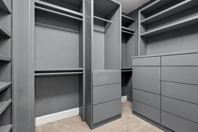 7036 W 43rd Street, Houston, TX 77092