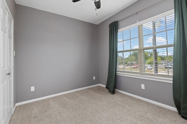 7036 W 43rd Street, Houston, TX 77092