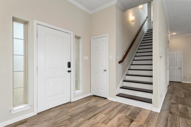 7036 W 43rd Street, Houston, TX 77092