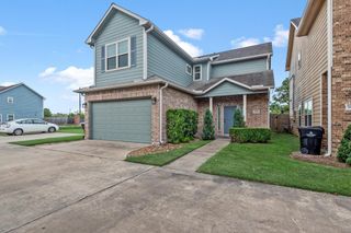 7036 W 43rd Street, Houston, TX 77092