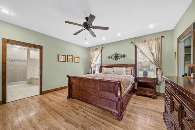 7845 Johnson Mill Rd, Hopkinsville, KY 42240