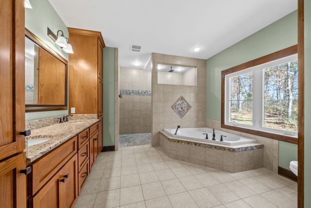 7845 Johnson Mill Rd, Hopkinsville, KY 42240