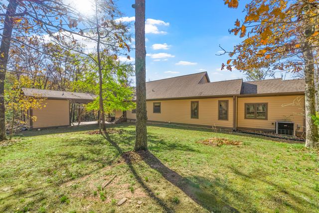 7845 Johnson Mill Rd, Hopkinsville, KY 42240