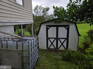 4928 S OX RD, Edinburg, VA 22824