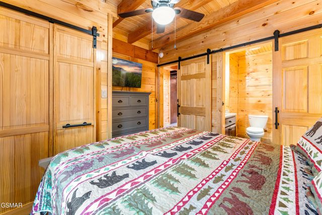 1017 Street Of Dreams Way, Gatlinburg, TN 37738