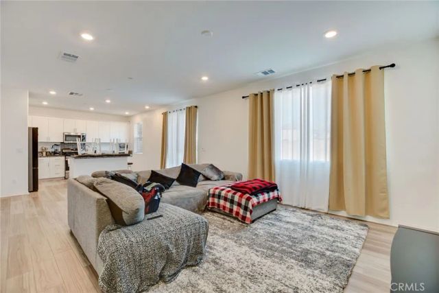 2526 Gunner Ridge, Rialto, CA 92377