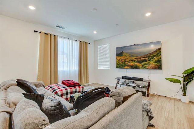 2526 Gunner Ridge, Rialto, CA 92377