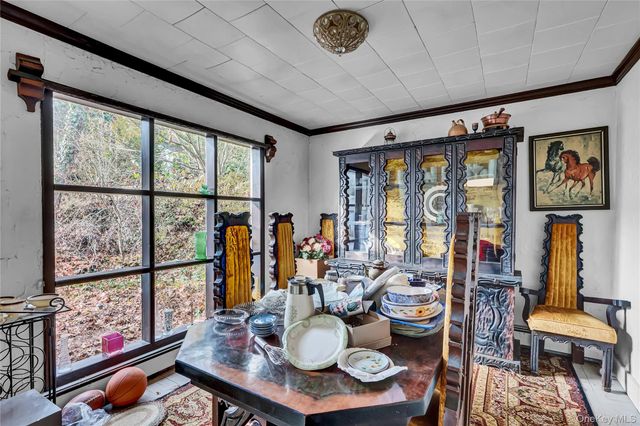 24 Piermont Court, Melville, NY 11747