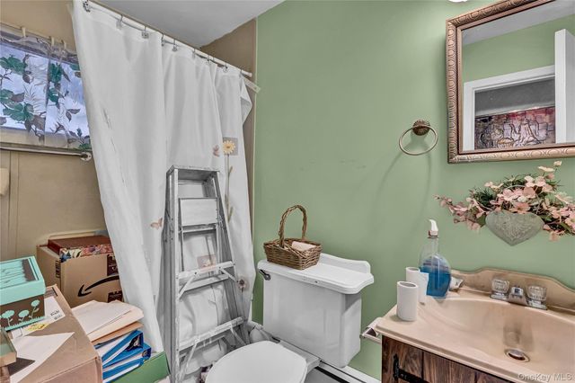 24 Piermont Court, Melville, NY 11747